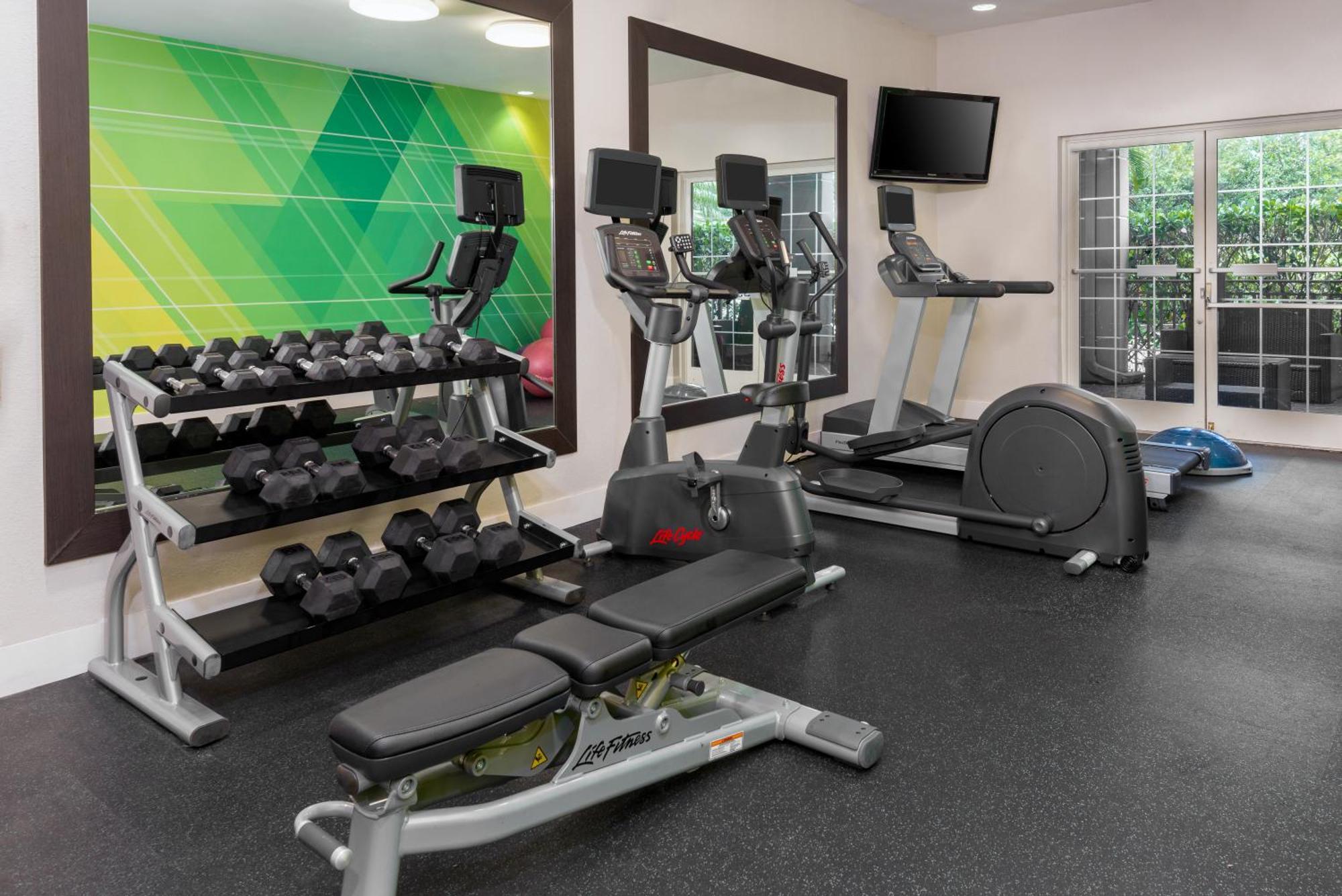 Holiday Inn Miami-Doral Area By Ihg Exterior photo