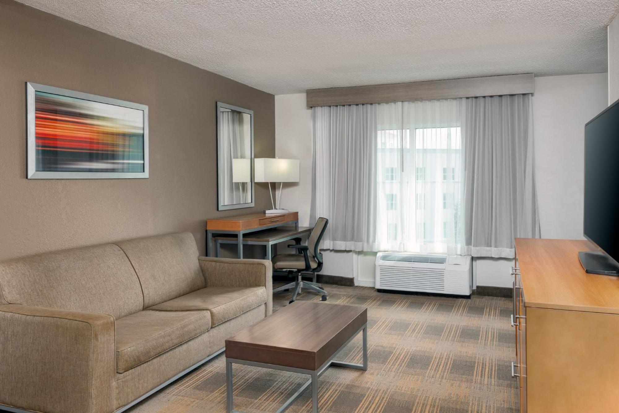 Holiday Inn Miami-Doral Area By Ihg Exterior photo